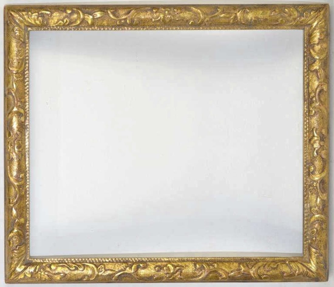 FINE LOUIS XIV CARVED & GILT FRAME (1 of 5)