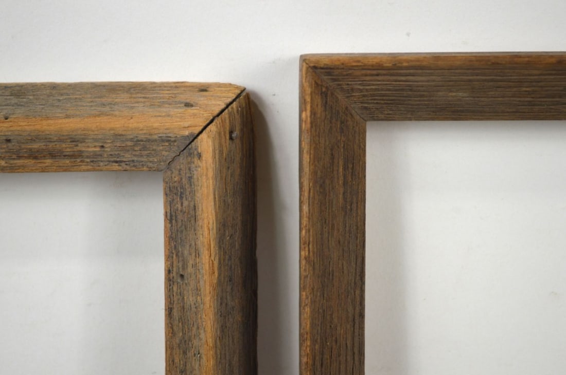 2 AMERICAN MODERNIST FRAMES: 2 wormy chestnut painting frames. American modernist Heydenryk. Measures: 18 3/4" x 16 3/4" Rabbet: 17 1/4" x 15 1/4" Measures: 18 3/4" x 16 3/4" Rabbet: 17 3/4" x 15 3/5"