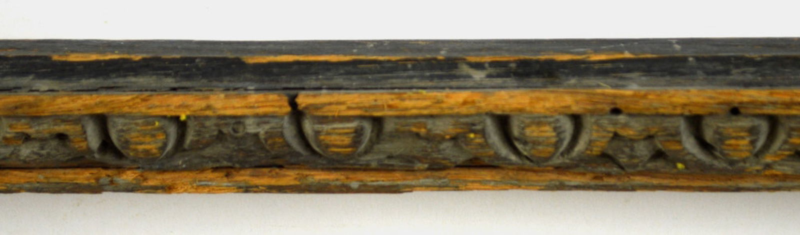 CARVED SPANISH FRAME - 3