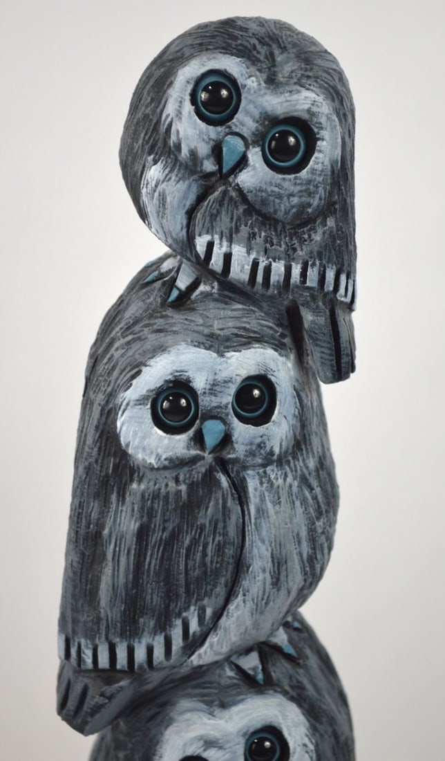 FOLK ART CARVED CEDAR OWL TOTEM SCULPTURE SIGNED: A skillfully carved folk art owl totem sculpture. The work is from a Hudson River valley artist from a well known family of modern chain-saw sculptors. The work is of red cedar and is signed by