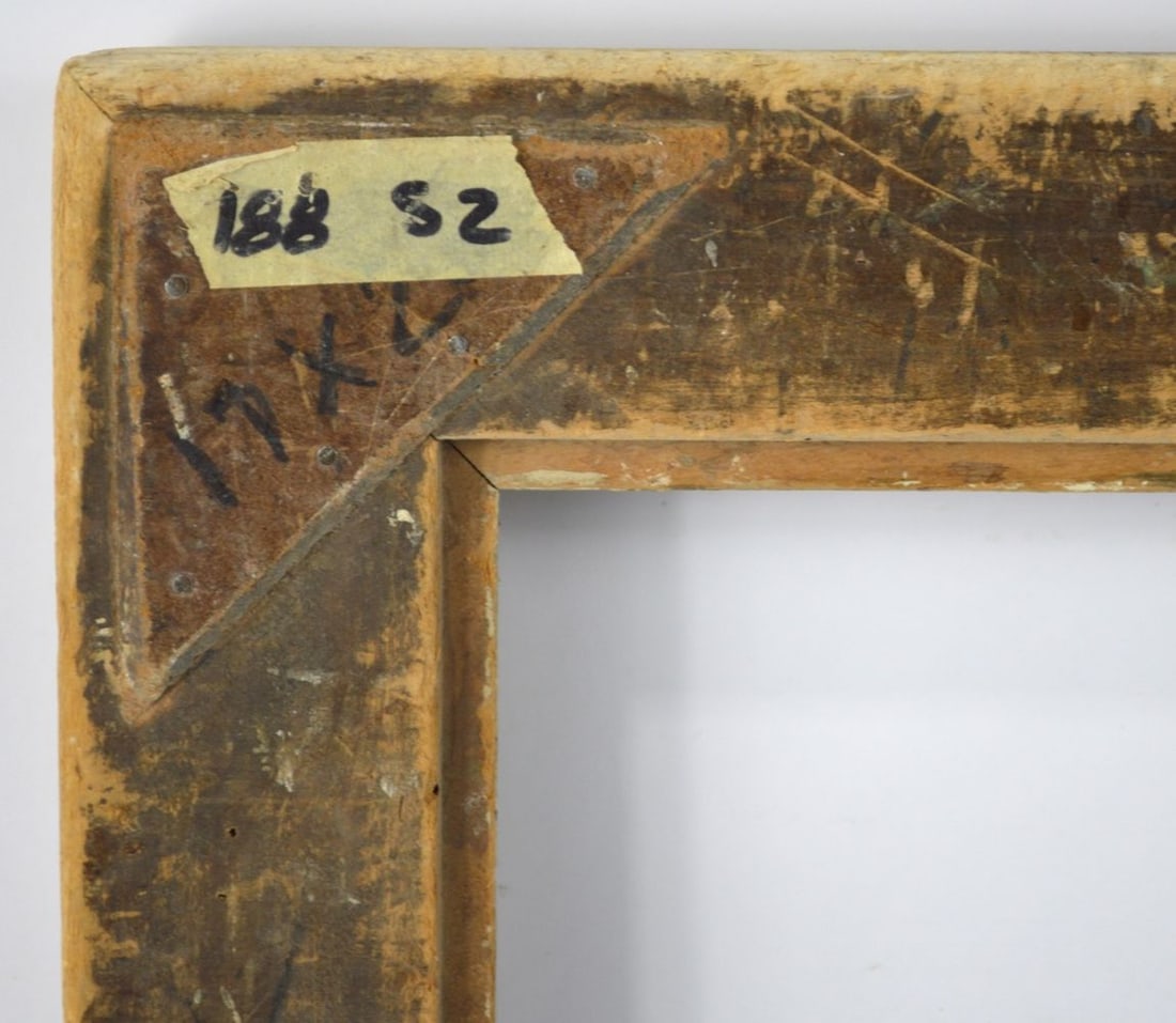 FINE ITALIAN GALLERY FRAME - 5