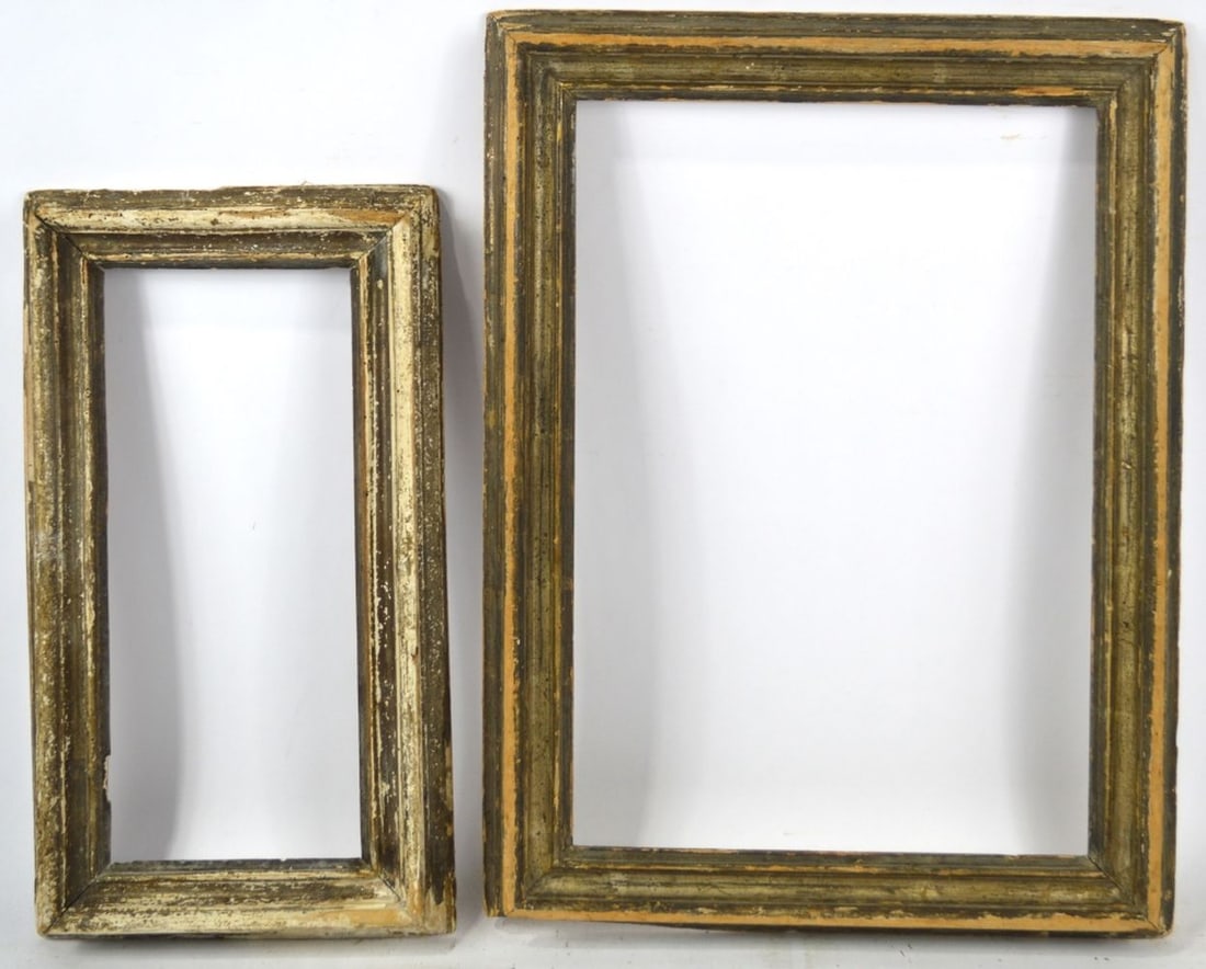 2 ANTIQUE AMERICAN FRAMES SILVER GILT: A group of 2 antique American frames. One with silver gilding. Measures: 22 1/2" x 16 1/2" Rabbet: 18 3/4" x 12 3/4" 18 1/2" x 10 1/4" 15 1/2" x 7"