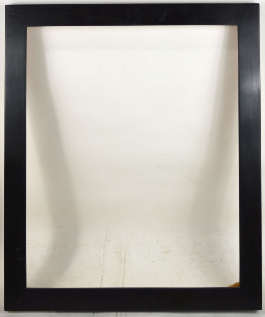 MODERN MINIMALIST FRAME - 3