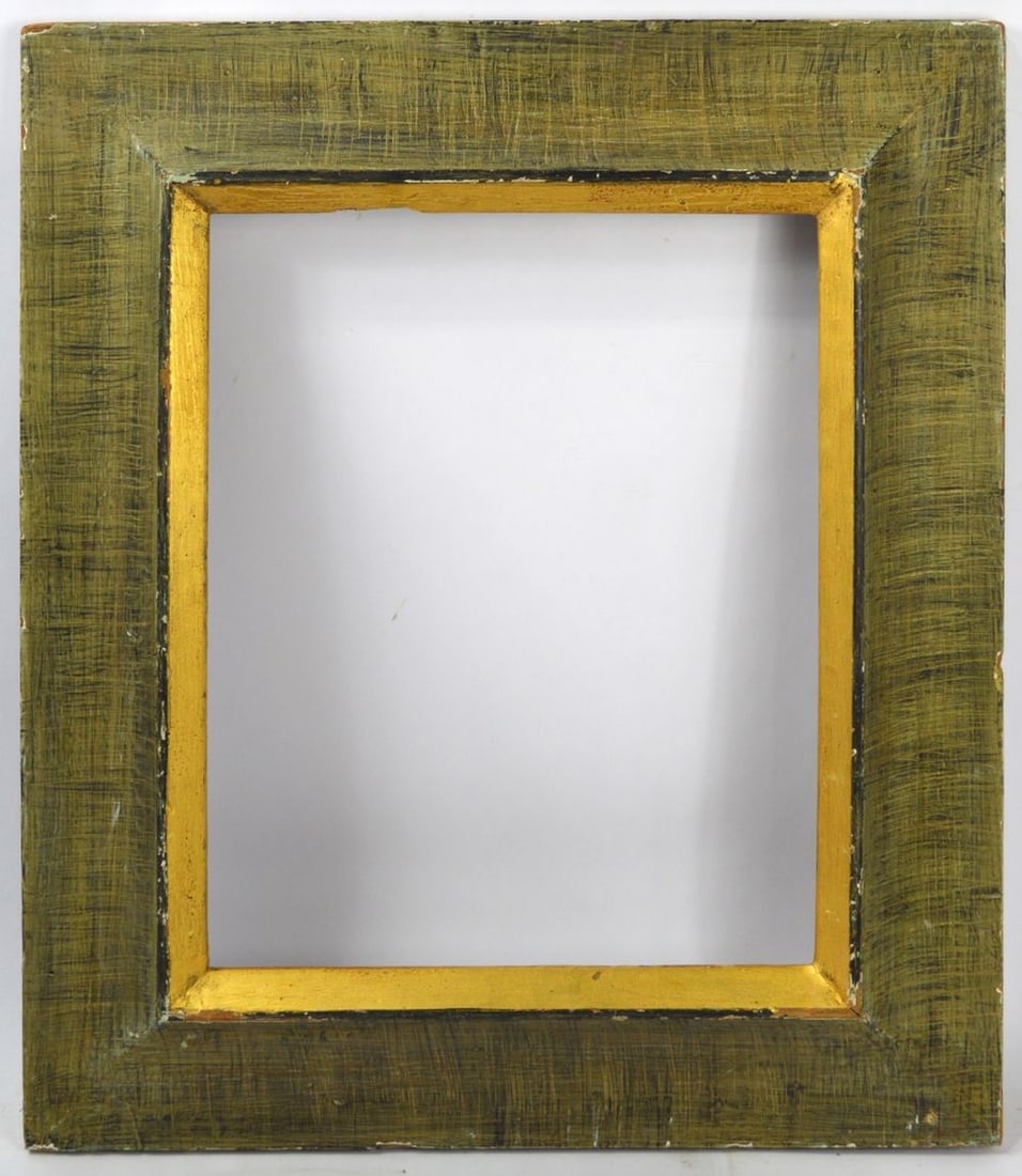 AMERICAN MODERNIST RECEDING FRAME BY HEYDENRYK: A Heydenryk original American modernist frame. Receding shallow scoop design finished with a green over black incised design with a giltwood inner edge. Frame is solid and well made and is of wormy ch