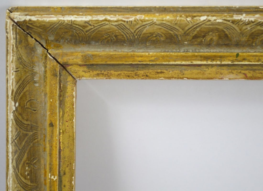 VENETIAN CARVED GILT SCRAFFITO FRAME: A Heydenryk Venetian giltwood frame. Frame is incised with a classic Italian design. Measures: 16 1/2" x 14 1/4" Rabbet: 13 3/4" x 11 3/4"