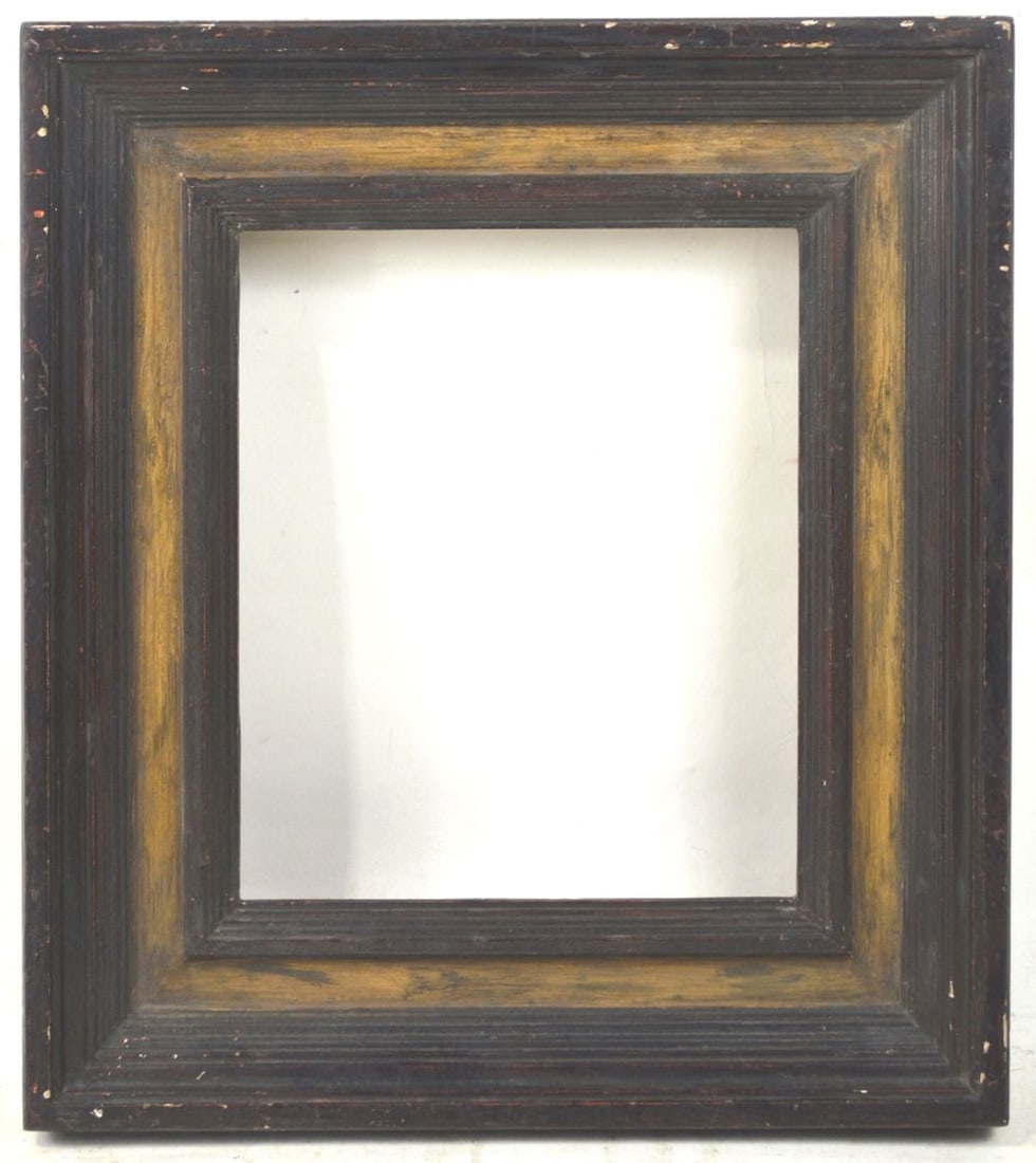 ITALIAN CASSETTA FRAME: A very good Italian cassetta frame by Heydenryk based on an 18th C form. Measures: 16 3/4" x 15 1/8" Rabbet: 11 3/4" x 9 1/2"