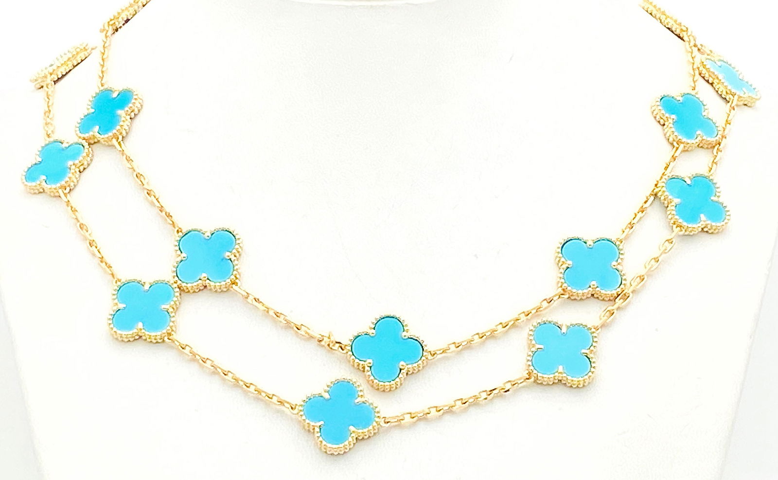 VAN CLEEF & ARPELS 18K VINTAGE ALHAMBRA TURQUOISE 20: VAN CLEEF & ARPELS 18K YELLOW GOLD VINTAGE ALHAMBRA TURQUOISE 20 MOTIF NECKLACE :BRAND: VAN CLEEF & ARPELS :COLLECTION: VINTAGE ALHAMBRA:STONES: 20 TURQUOISE :CONDITION: EXCELLENT LIKE NEW!