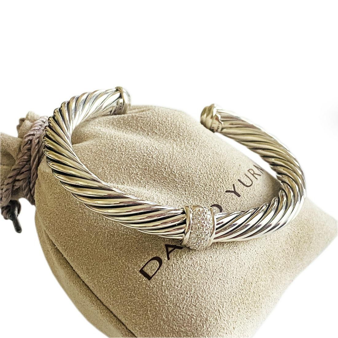 DAVID YURMAN CABLE PAVE DIAMOND CENTER STATION BRACELET (1 of 3)