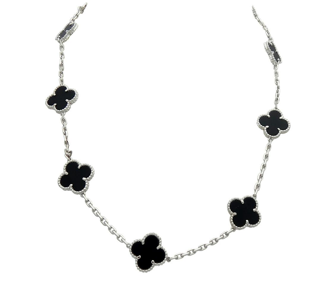 VAN CLEEF & ARPELS 18K VINTAGE ALHAMBRA NECKLACE 10 (1 of 4)