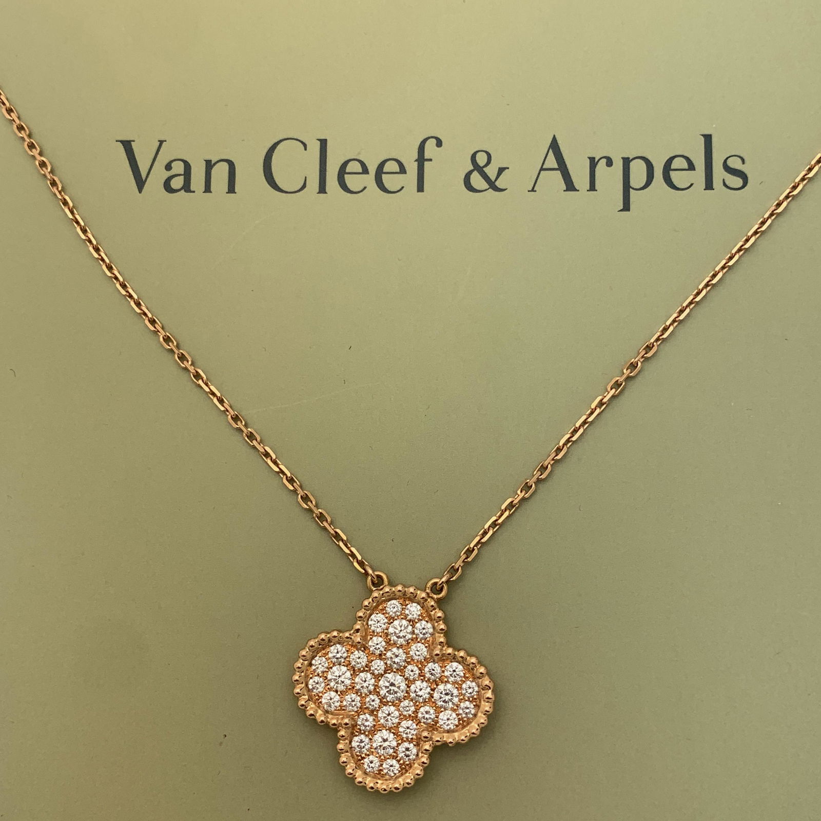 Van Cleef & Arpels Vintage Alhambra 18K Gold Pendant (1 of 5)