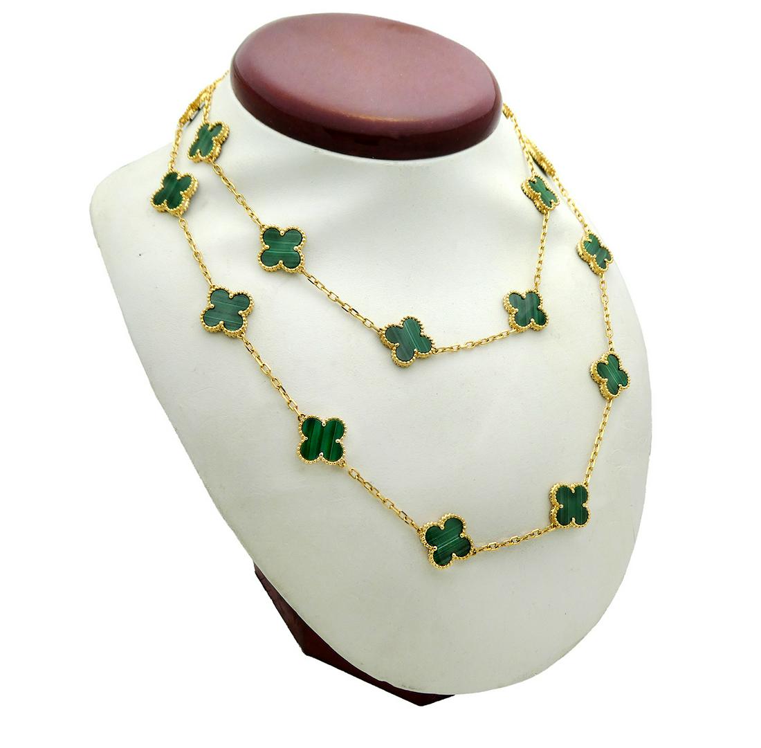 Van Cleef & Arpels Alhambra 20 motifs Malachite: Van Cleef & Arpels Alhambra 20 motifs Malachite Necklace in 18K Yellow Gold Metal: 18K Yellow Gold Stone: MalachiteMotif: 14mm Length: 33.10 inchesWeight: 42.9 g Comes with original VCA box (as pictur
