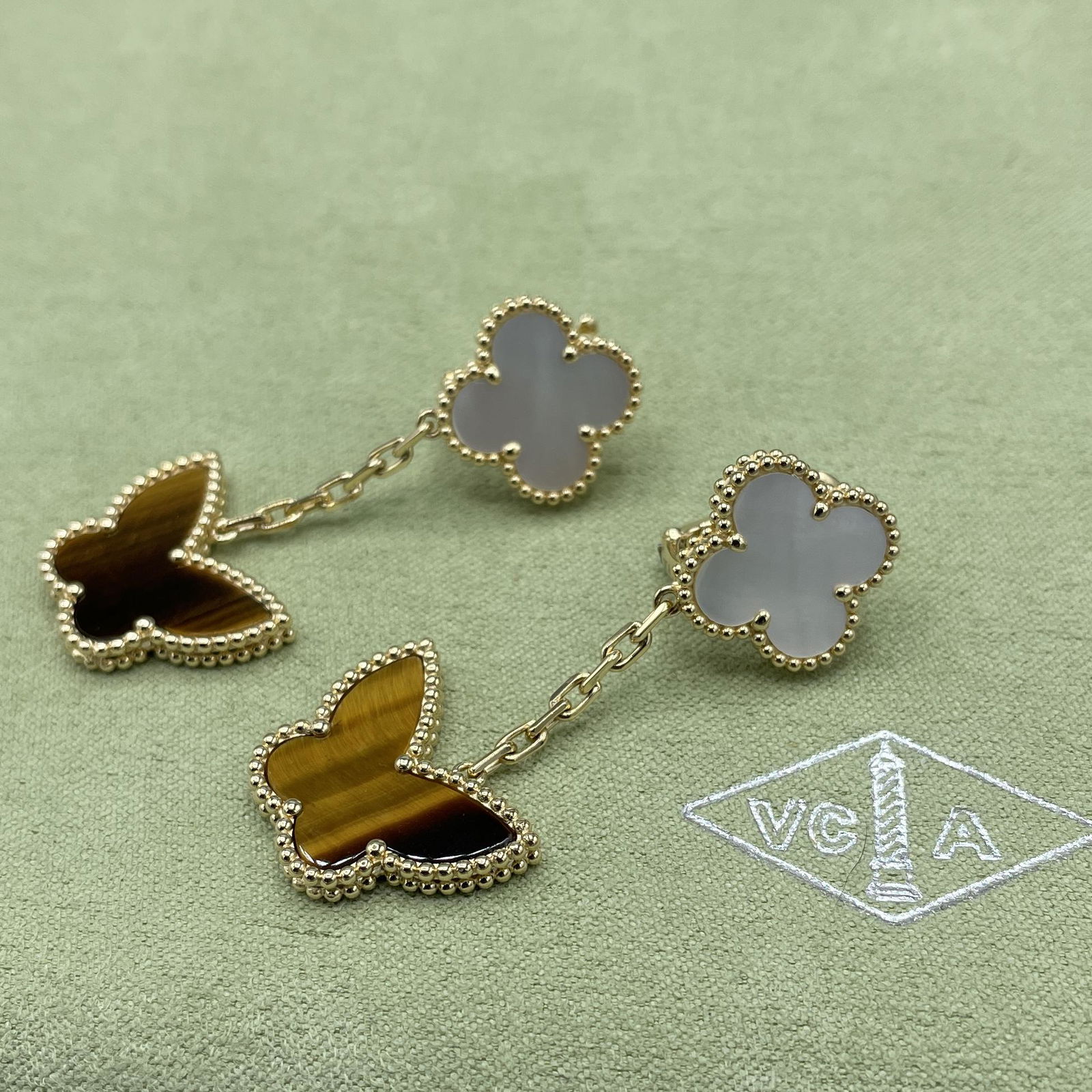 Van Cleef & Arpels 2Motif Butterfly Tiger Eye Earrings (1 of 5)