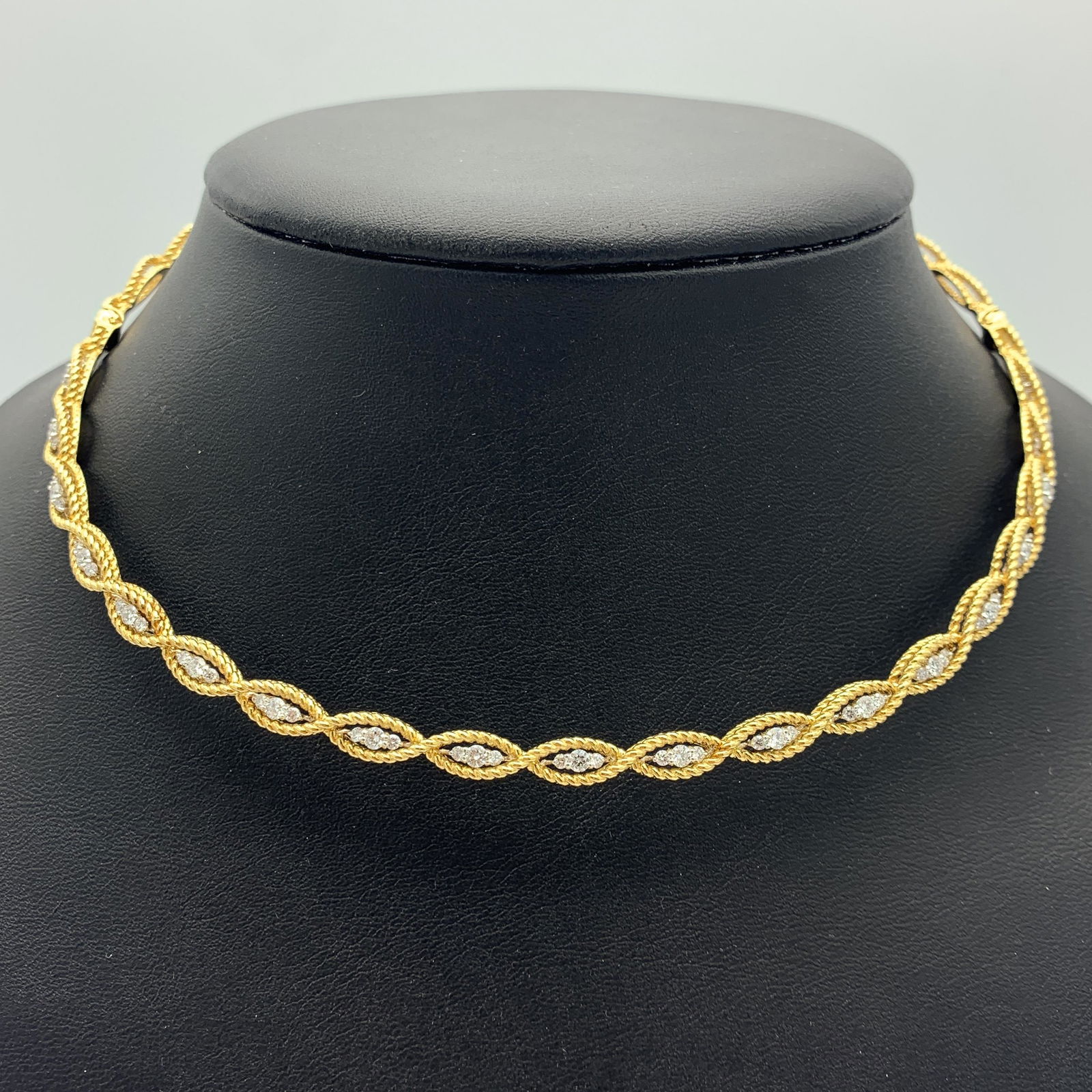 Roberto coin 2024 barocco necklace