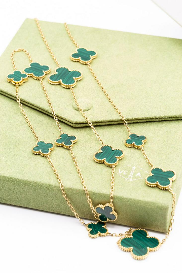Van Cleef & Arpels Magic Alhambra long necklace 16motif (1 of 3)