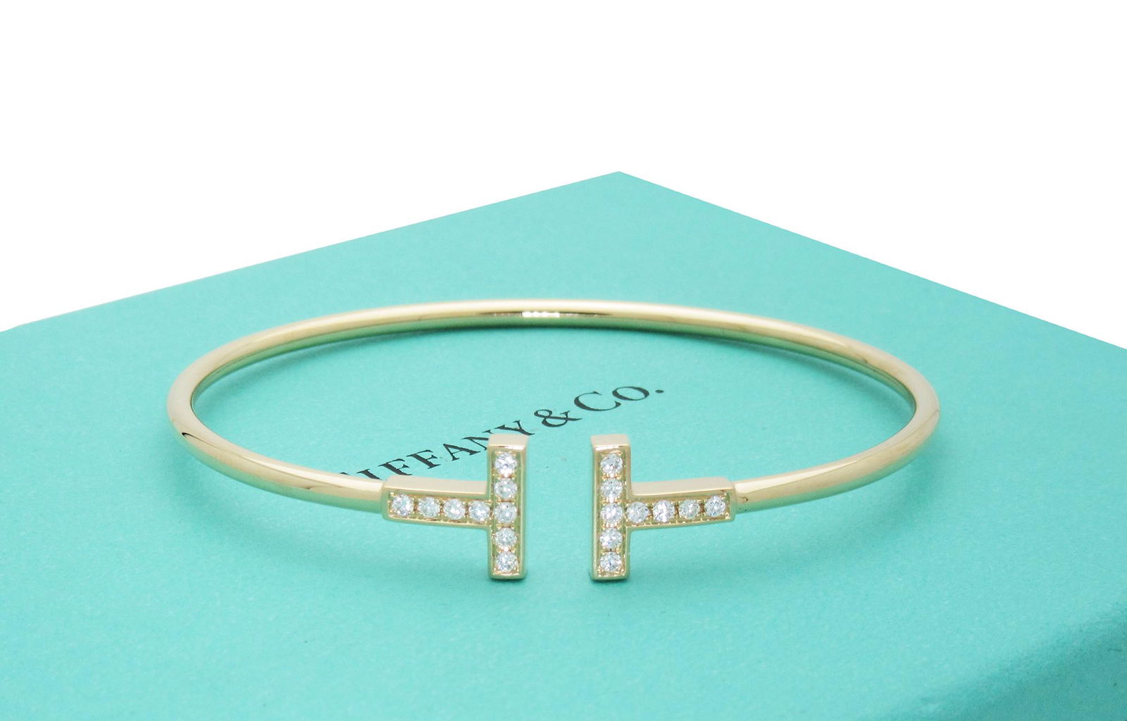 Tiffany and Co 18k Yellow Gold T Diamond Wire Bracelet (1 of 3)