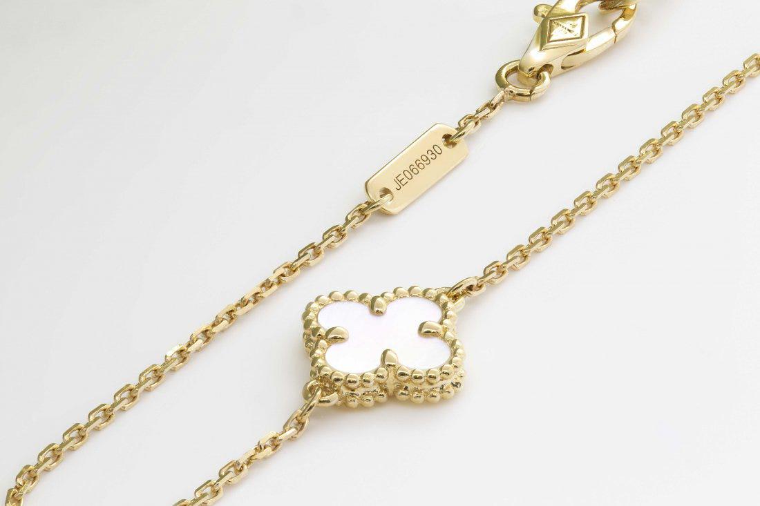 VCA Sweet Alhambra bracelet 18K Yellow Gold Pendant (1 of 3)