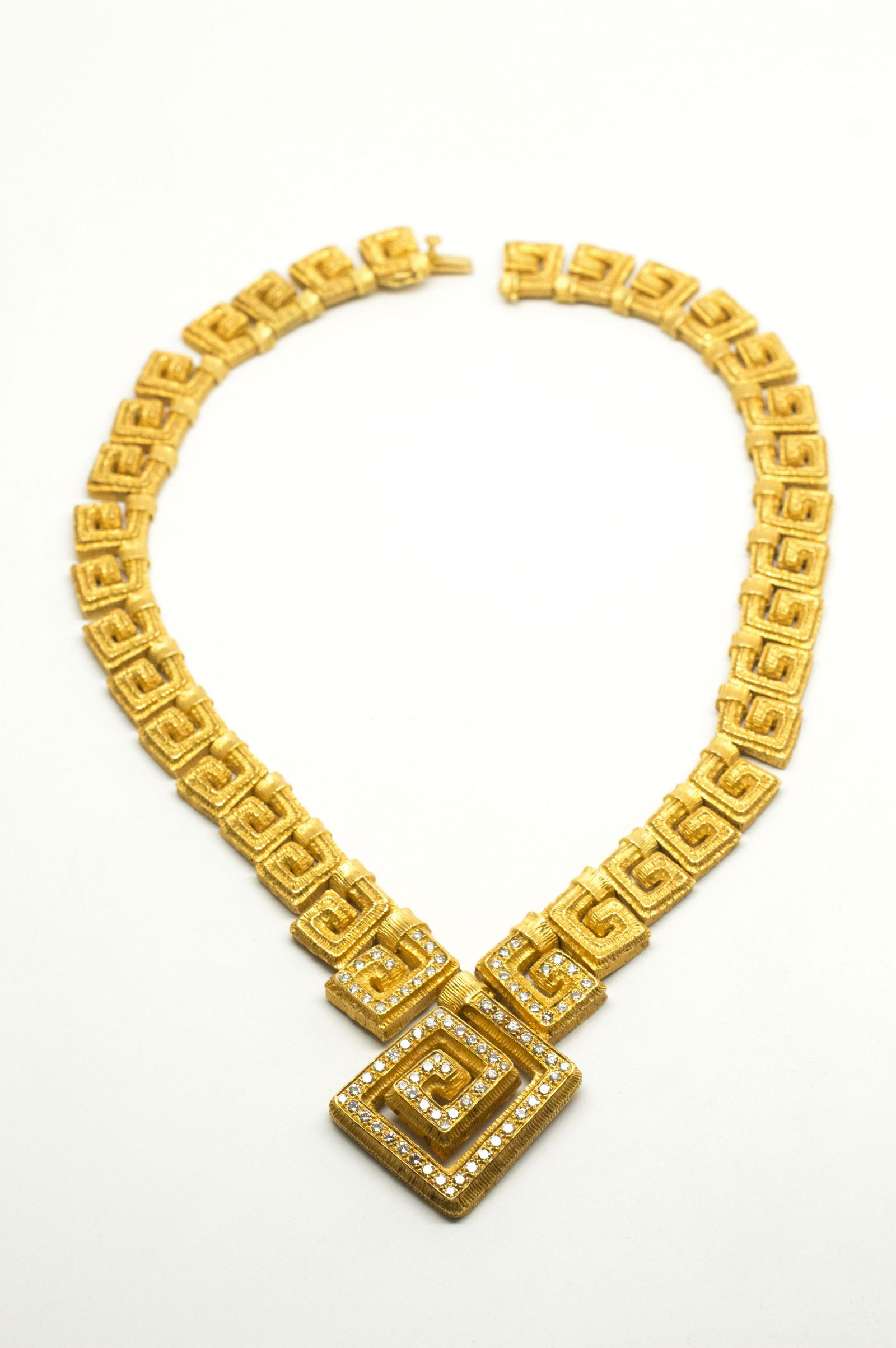 18 KT yellow Gold and Diamonds Greek Necklace (1 of 4)