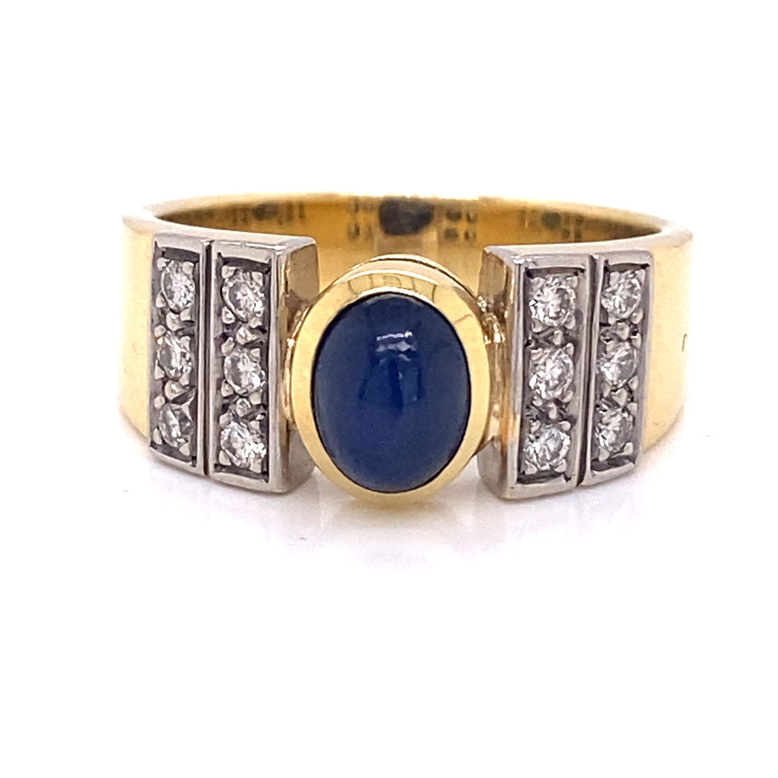 18K Diamond Sapphire Ring (1 of 3)