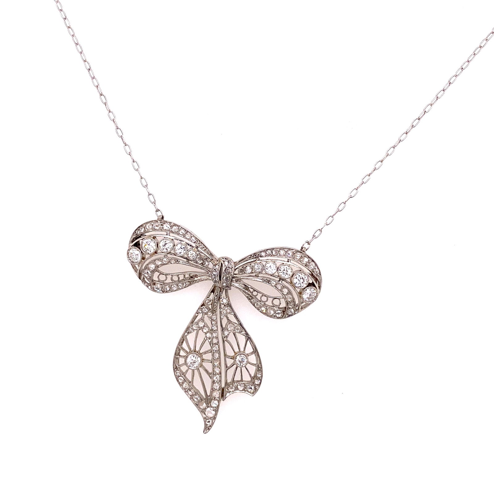 1920Õs Platinum Diamond Bow PendantÊ (1 of 1)