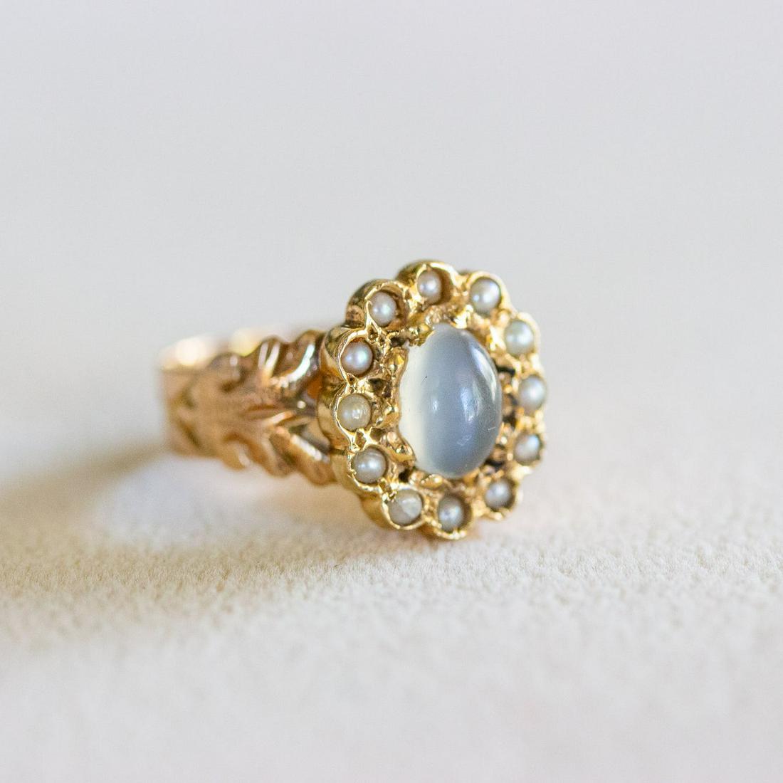 10k Victorian Moonstone & Pearl Surround Ring (1 of 2)