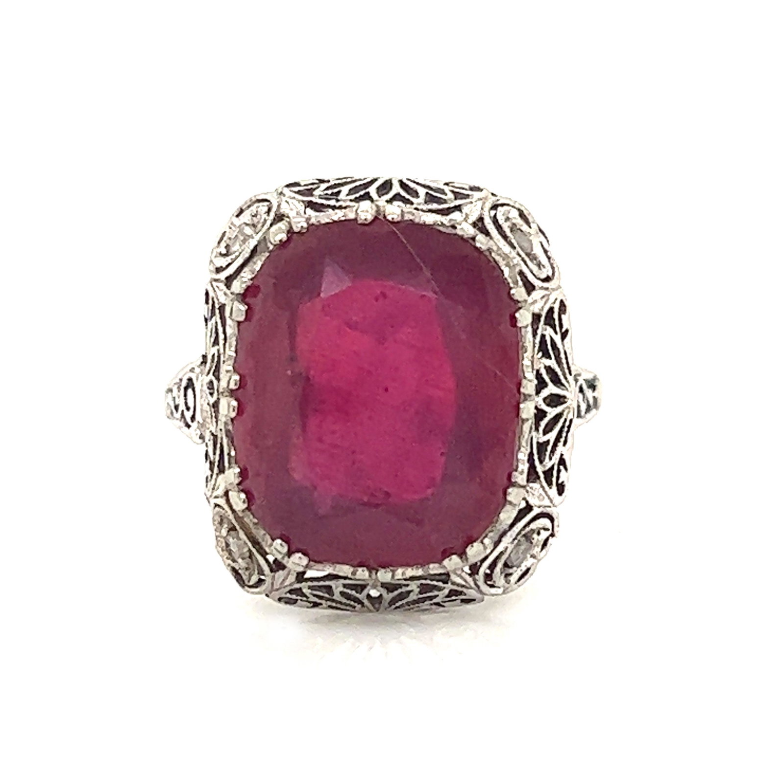 18k Garnet Ring: 18k White Gold Weight 4.09g Garnet Ring Size 5.5 Measurements 0.65”x0.70” 