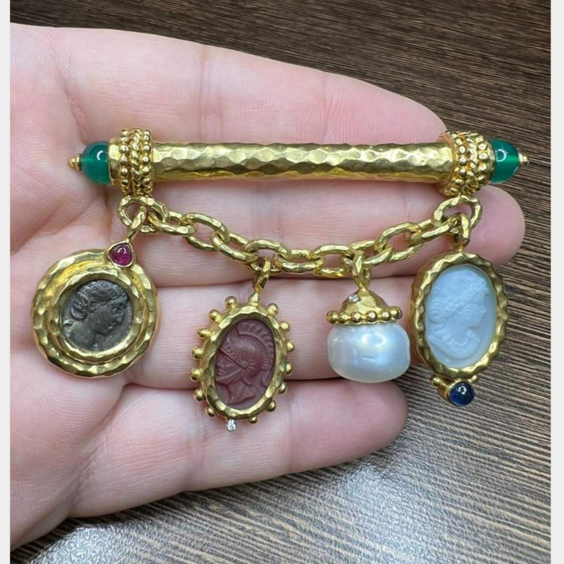 18K Yellow Gold Charm Brooch (1 of 1)