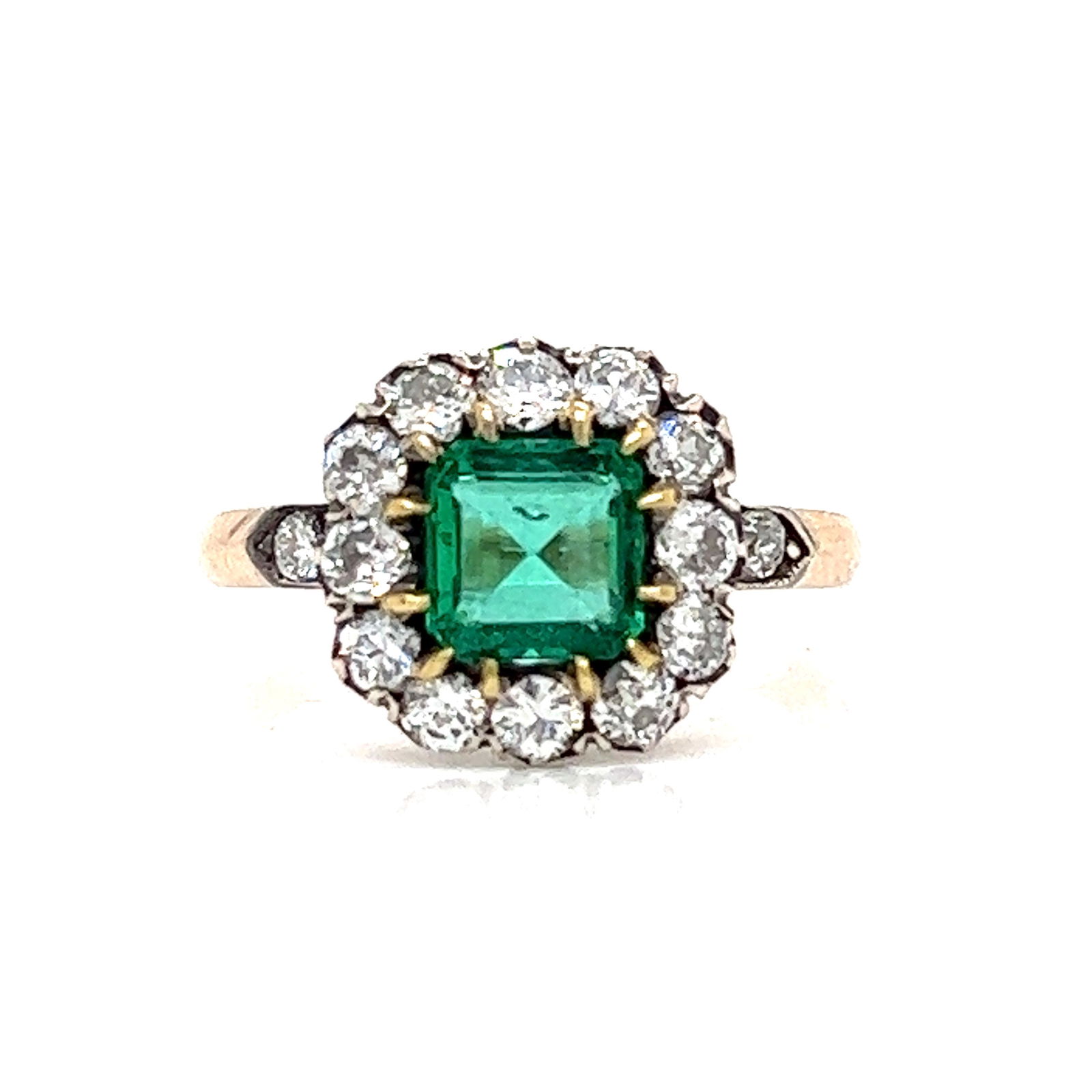 18k Emerald Diamond Ring (1 of 2)