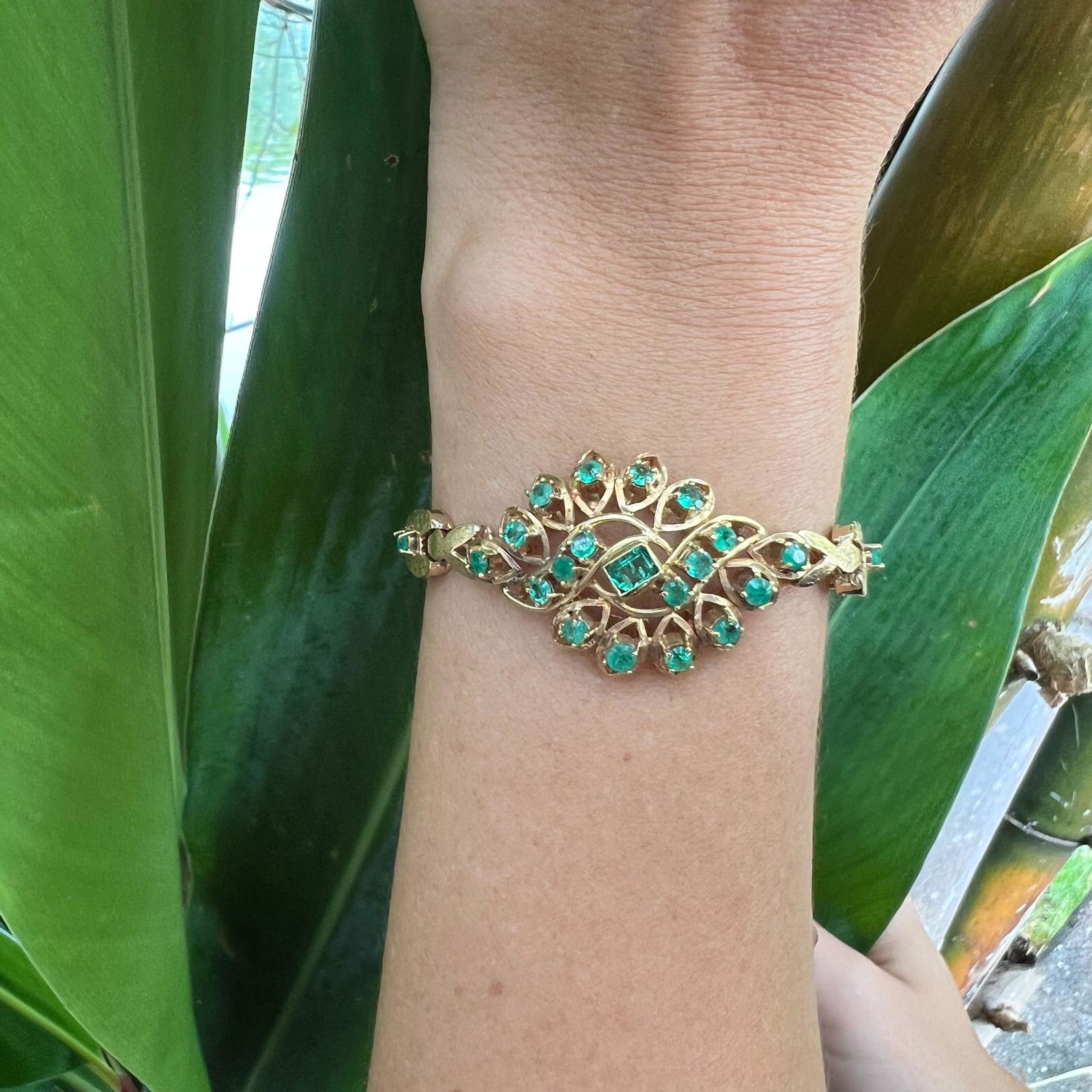 Retro 18K Emerald Bracelet  (1 of 1)
