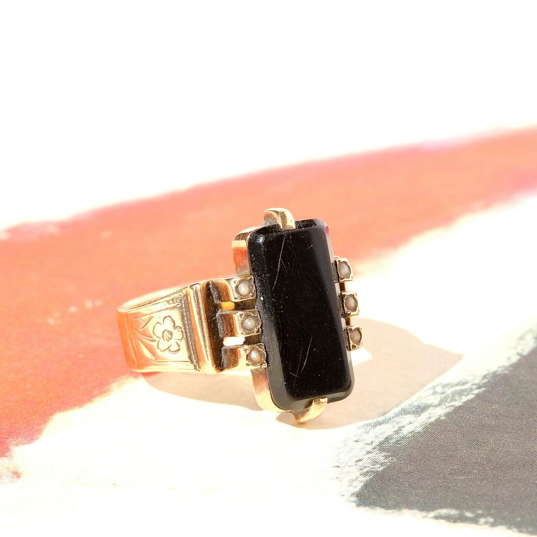 14k Victorian Black Onyx & Pearl Ring (1 of 4)