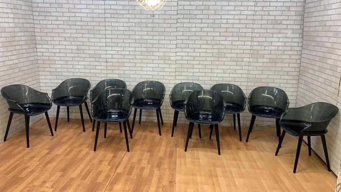 Modern Smoked Cyborg Armchair by Marcel Wanders for Magis Italy - Set of 10: The Cyborg chair takes the elegant form of a more traditional dining or lounge chair with modern material of acrylic. Cyborg is a collection of chair designed by Marcel Wanders for Magis. Cyborg stand