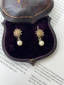 Vintage 14K Yellow Gold Etrasucan Style Pearl Dangling Earrings