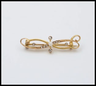 Art Nouveau Rose Cut Diamonds Pearl 14K Yellow Gold Brooch