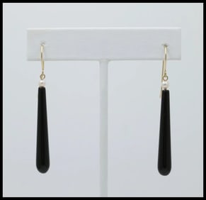Vintage 14K Gold Onyx & Pearl Monochrome Dangling Earrings.