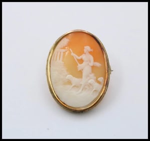 Antique 14K Yellow Gold The Meloi Khryseoip Shell Cameo Brooch.Pin.