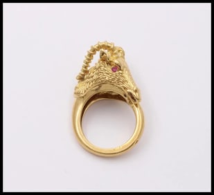 Vintage 18K Yellow Gold Rum Head italian Ring, Zodiac Capricorn Aries Ring