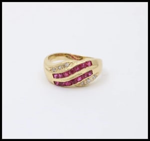 Vintage 14K Yellow Gold Ruby & Diamond Infinity Ring Band