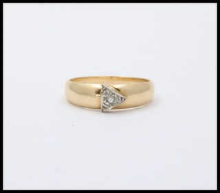 Vintage Geometric Triangle Diamonds 14K Yellow Gold Ring