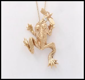 Vintage Frog Eating a Bee Diamond 14K Yellow Gold Pendant