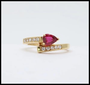 Vintage 18K Yellow Gold Bypass Snake Ruby and Diamond Ring Stacking Ring.