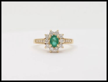 Vintage Cluster Emerald Diamonds 18K Yellow Gold Ring