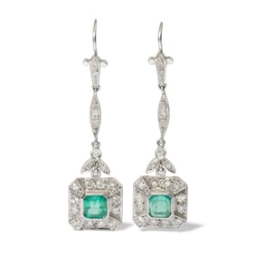 18K WHITE GOLD EMERALD & DIAMOND EARRINGS