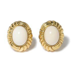 18K YELLOW GOLD CORAL EARRINGS