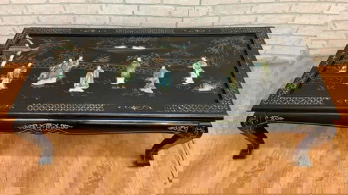Vintage Mid Century Modern Black Lacquer Chinoiserie Coffee Table with Mother Of Pearl Inlays