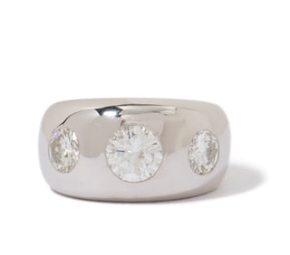 PLATINUM DIAMOND RING