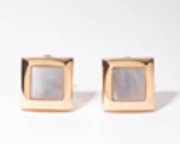 18K ROSE GOLD MOTHER OF PEARL EARRINGS, 7.80 dwt., 1.64ct.TW SQUARE MOTHER OF PEARL WHITE Size0.64