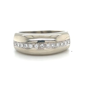 18k Diamond Ring