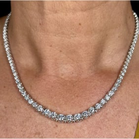 14K White Gold 11.90 Ct. Graduated Diamond Necklace
