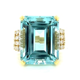18K Yellow Gold 77.00 Ct. Aquamarine & Diamond Cocktail Ring