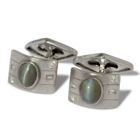 14K WHITE GOLD  CATS EYE & CUFFLINKS