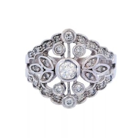 Vintage 0.65cts Diamonds White Gold Ring in 14kt Gold